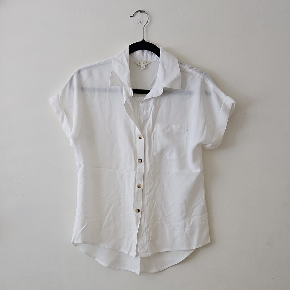 White Button-Up Short Sleeve Shirt